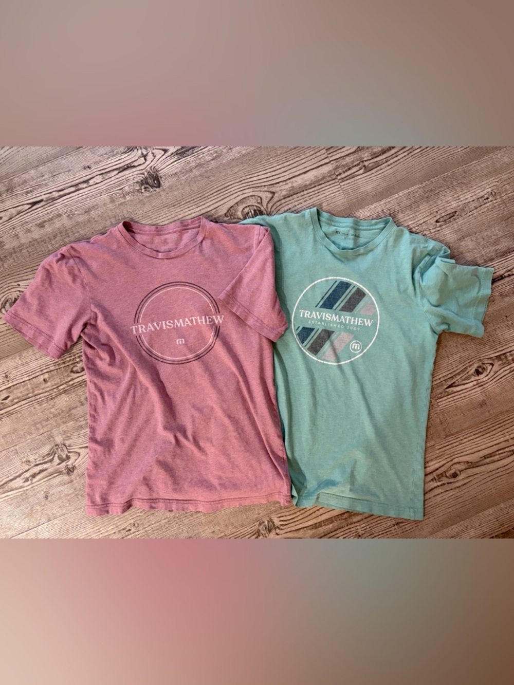 Travis Mathew 2 T-Shirt Bundle - Men’s Smalls - Teal & Maroon